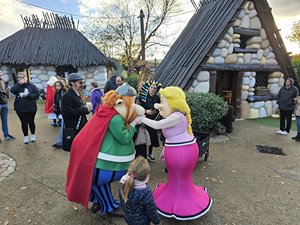 251102parcasterix104.jpg