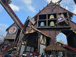 251102parcasterix107.jpg