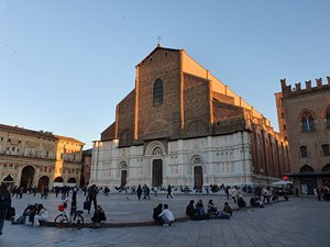 260423bologna311.jpg