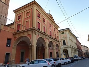 260423bologna320.jpg