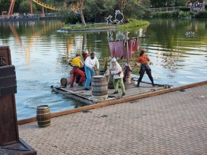 260822parcasterix100.jpg